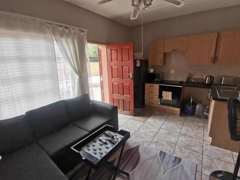 1 Bedroom Property for Sale in Kannoniers Park North West